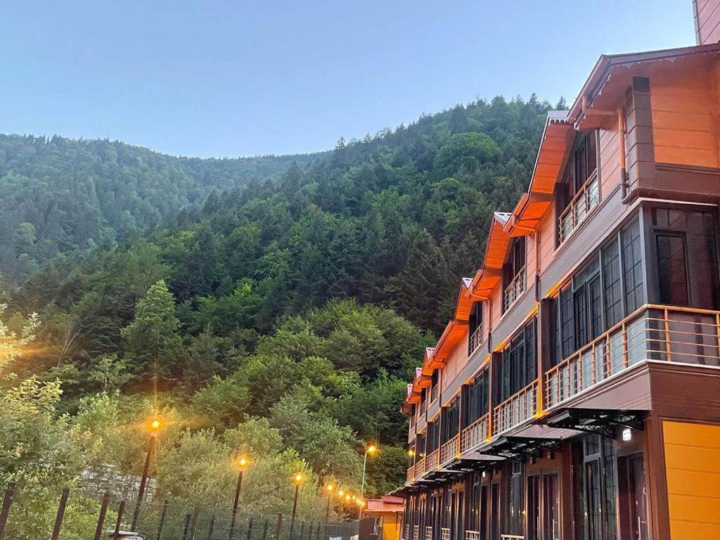 Cennet Suit Otel Uzungöl Εξωτερικό φωτογραφία