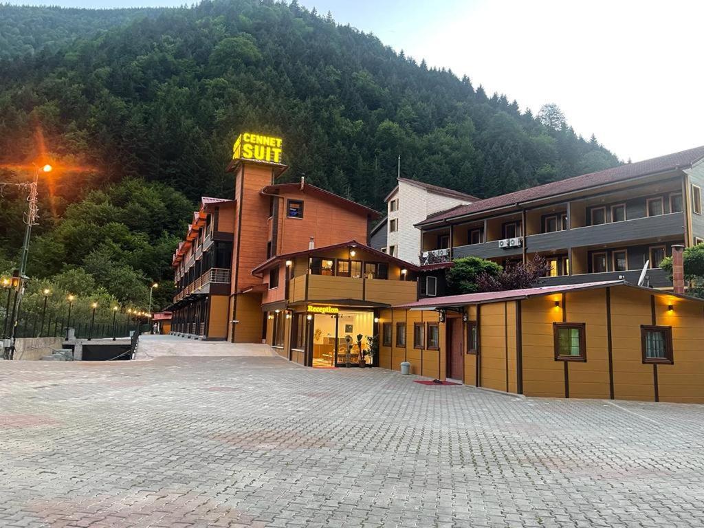 Cennet Suit Otel Uzungöl Εξωτερικό φωτογραφία